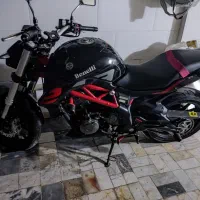 بنلی ۳۰۰نیوفیس