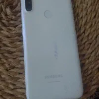 گوشی a11تمیز قیمت ۱۰میلیون