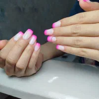 خدمات کاشت ناخن و ترمیم ناخن|خدمات آرایشگری و زیبایی|مشهد, حجاب (شهرک غرب)|دیوار