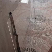 محافظ صفحه تلوزیون ۶۵ اینچ در حد نو