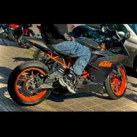 کی تی ام ۲۰۰ بنلی ۳۰۰ ریس ان اس ار اس هیوسانگ|موتورسیکلت|رشت, نیروی دریایی|دیوار