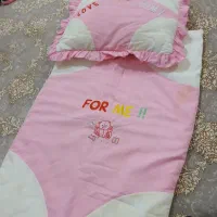 وسایل سرویس نوزادی تمیز. یک میلیون سیصد مقطوع