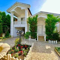 نیم پیلوت استخردار/230مترزمین/قیمت کاسبی/شهرکی