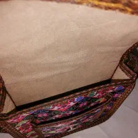 کیف زنانه|کیف، کفش، کمربند|رشت, جماران|دیوار