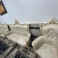 مبل سلطنتی 9 نفره تمیز|مبلمان خانگی و میز عسلی|قم, شهدا|دیوار