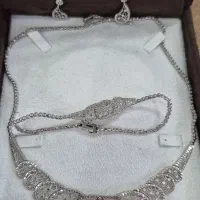 سرویس طلاسفید