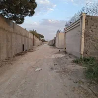 چهار دیواری و باغ