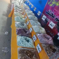 به ۳ فروشنده خانم جهت فروش سوغات نمایشگاه