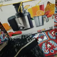 و آبمیوه گیر