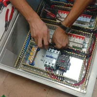 برق کار،ساخت تابلوبرق،نصب لاینر،نصب و تعمیراینورتر|خدمات پیشه و مهارت|فردیس, فردیس|دیوار