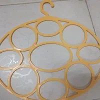 چوب لباسی (آویز روسری)