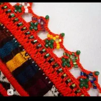 کریشی آیلین|لباس|خاش, |دیوار