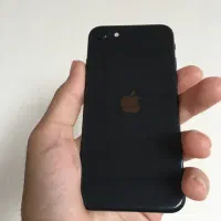 iPhone se2020 128g