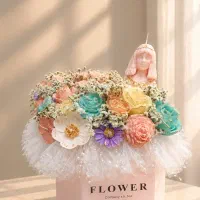 شمع باکس گل نورا کندلز