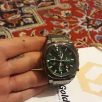 ساعت daniel caesar