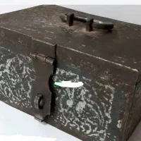 صندوق فولادی روسی عتیقه