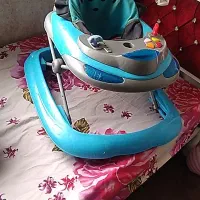 رورئک کریر|کالسکه و لوازم جانبی|چالوس, |دیوار