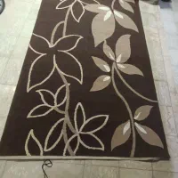 قالیچه قهوه ای