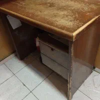 میز تحریر چوبی
