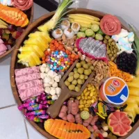 اشپز ماهر و پیک برای رستوران و منقل دار در شکوهیه