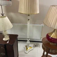 پنج عدد آباژور کلاسیک بصورت تک تک بعلت جابجایی|چراغ خواب و آباژور|تهران, ونک|دیوار