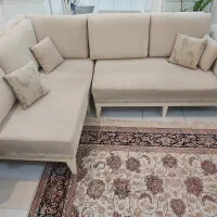 مبل ال  کرم رنگ