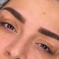پادربروز پادربروز قاب و سایه ابرو