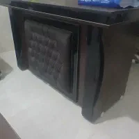 میز مدیریت و صندلی انتظار|دفتر کار|شاهینشهر, شهرک میلاد|دیوار