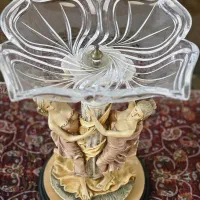 میوه خوری کریستال پایه مجسمه بسیار شیک|ظروف سرو و پذیرایی|رشت, گلسار|دیوار