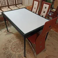 میز ناهار خوری فلزی