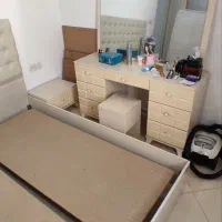 سرویس خواب دو نفره و میز آرایشی