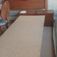 تخت چوبی به همراه تشک|تخت و سرویس خواب|قم, شهرک امام حسن|دیوار