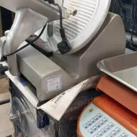 کالباسبر در حد خیلی خوب .فروشگاه ابوالفضل داره|فروشگاه و مغازه|لاهیجان, کوی خزر|دیوار