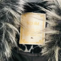 پالتو بلند زنانه|لباس|فردیس, فردیس|دیوار