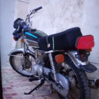 فروشی موتور سیکلت