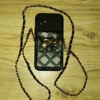 قاب گوشی کیفی و زنجیردار