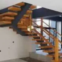 خانه-دارای-4-اتاق-ویک-حیاط-بزرگ-ویک-بالکن-در-اتاق