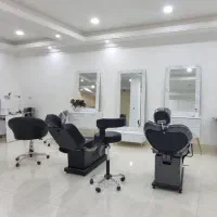 َاستخدام پرسنل سالن زیبایی (آرایشگاه زنانه)