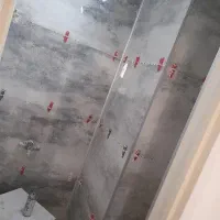 کاشیکار کاشی کاری سرامیک کار بصورت چسبی دوغابی|خدمات پیشه و مهارت|شهریار, شهریار|دیوار