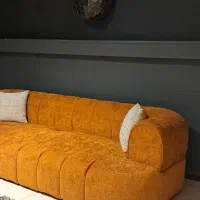 مبل راحتی پفکی کف نمایشگاه ۵۰٪ تخفیف