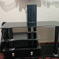 میز تلویزیون شیشه ای