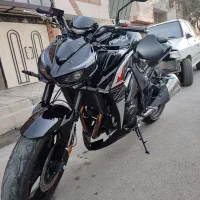 z1000مدل1403|موتورسیکلت|اصفهان, باغ نگاره|دیوار