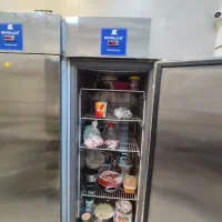 یخچال  و فریزر ایستاده صنعتی