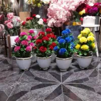 گل وگلدان