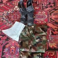 پوتین و لباس سربازی|کیف، کفش، کمربند|تبریز, |دیوار