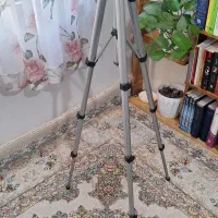 پایه دوربین و گوشی|دوربین عکاسی و فیلم‌برداری|اسلام‌شهر, مسکن مهر اسلاشهر (شهرک امام خمینی)|دیوار