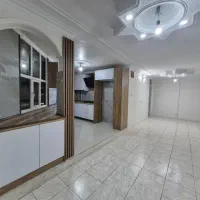 64متری/باسازی کامل/غرق‌در‌نور