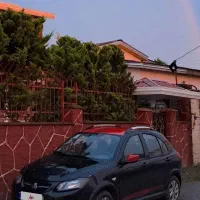 کوییک r مشکی قرمز