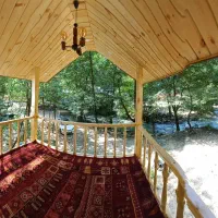 اجاره کلبه جنگلی با جکوزی لب رودخانه|اجارهٔ کوتاهمدت ویلا و باغ|اسالم, |دیوار