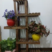 استند و گلدان